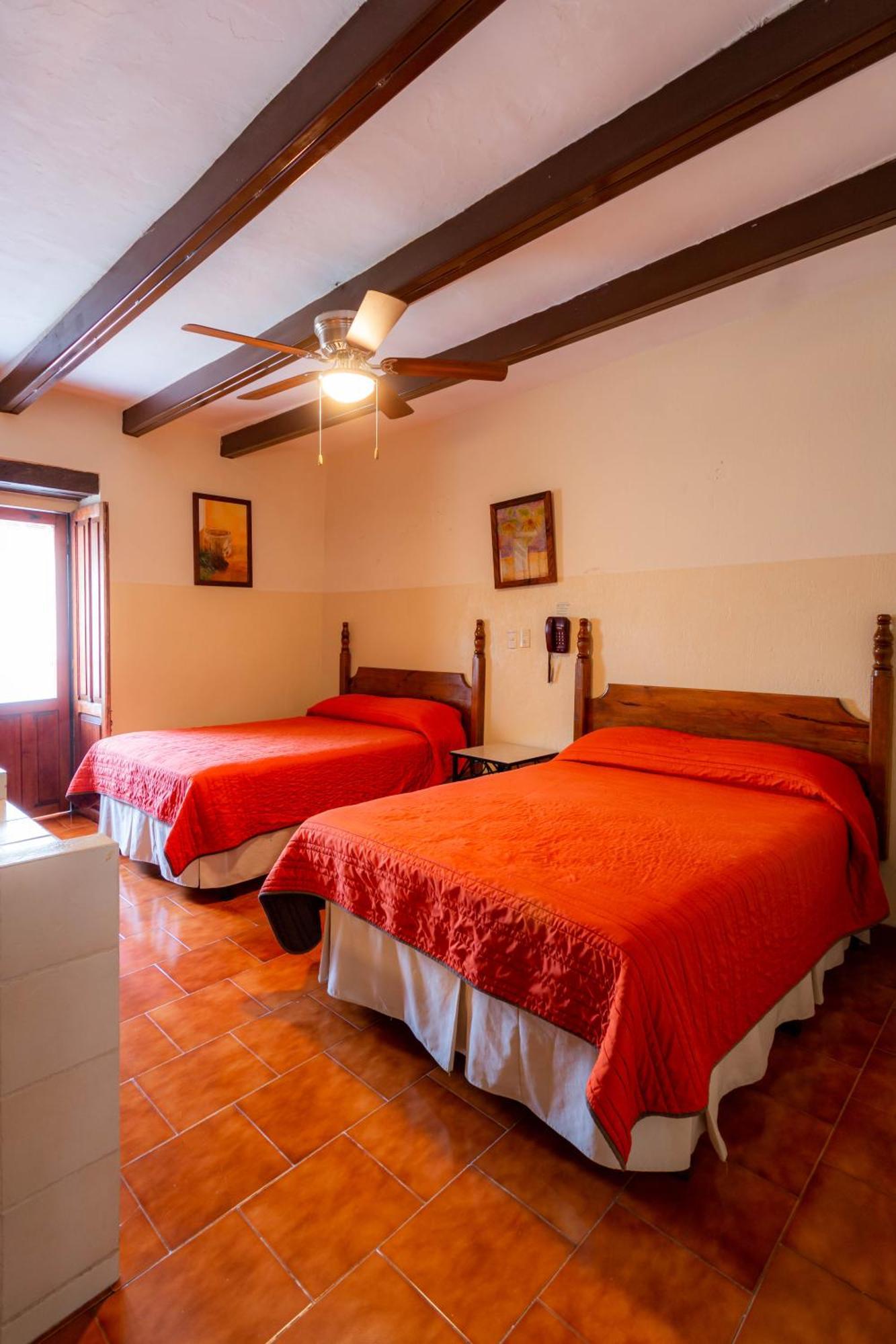 Hotel El Carmen