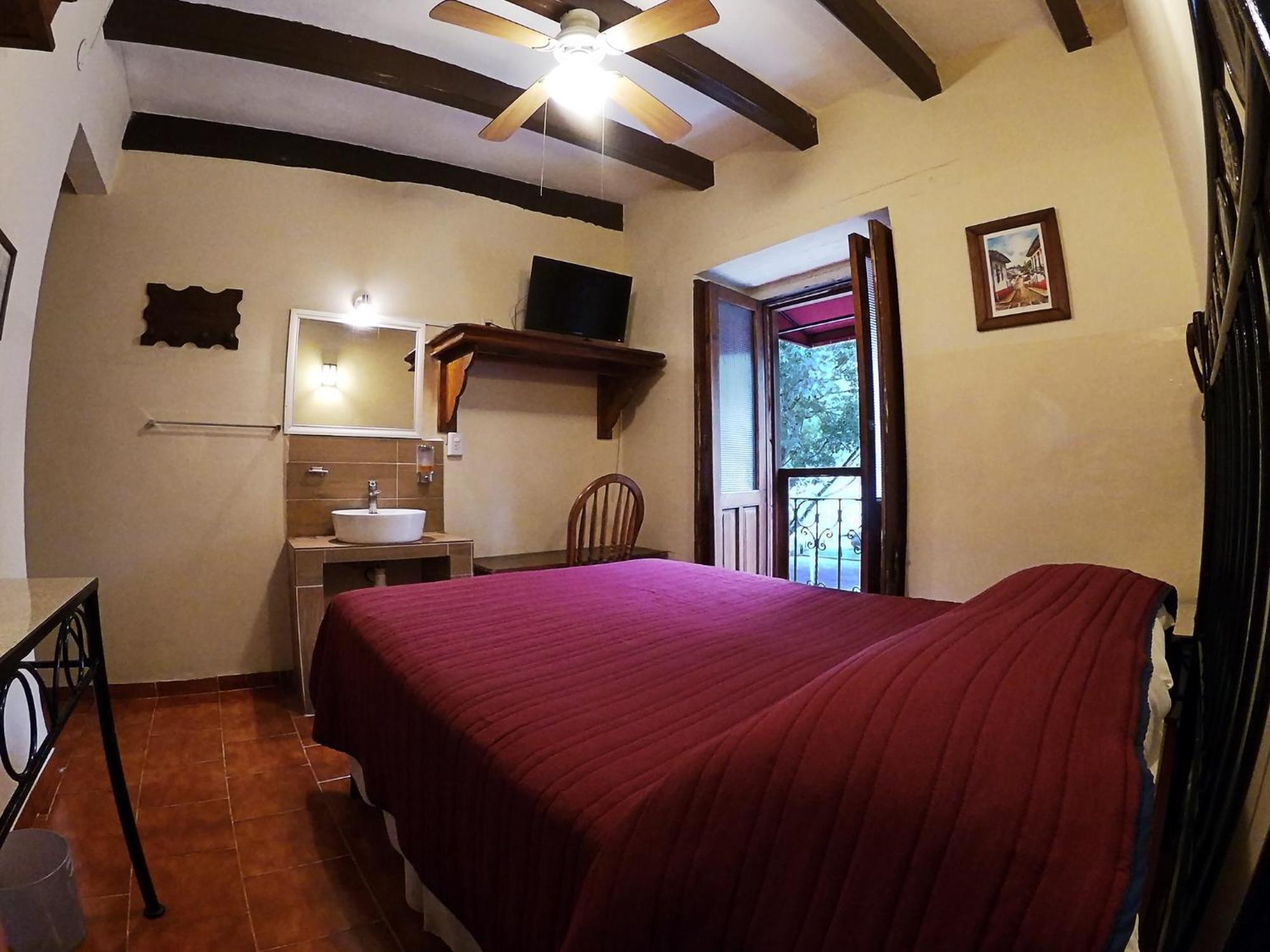 El Carmen Hotel 3*